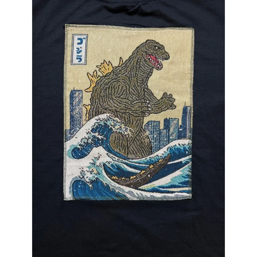 Godzilla Great Wave Tapestry Patch Graphic T-Shirt Black Mens Large Kaiju Tee